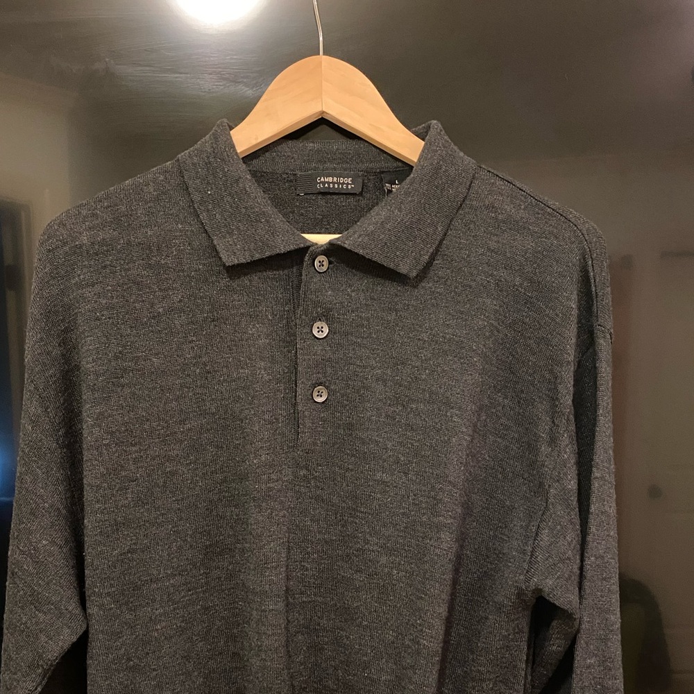 Men’s Cambridge Classic Sweater Size L